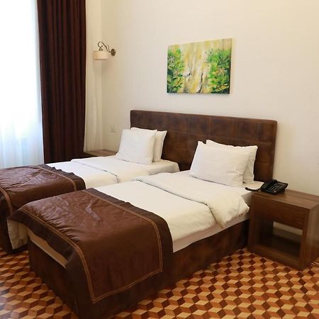 Malakan Hotel Баку Екстер'єр фото