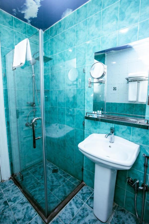 Malakan Hotel Баку Екстер'єр фото