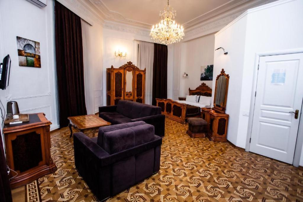 Malakan Hotel Баку Екстер'єр фото